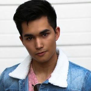 Meet your Posher, Alex